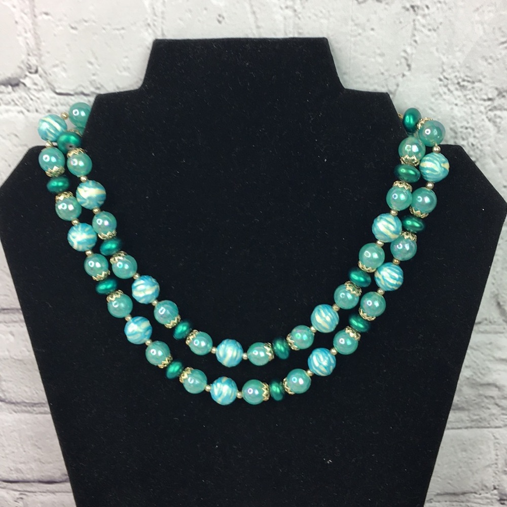 Elegant Green Beaded Necklace